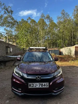 Honda Vezel 2016 Maroon