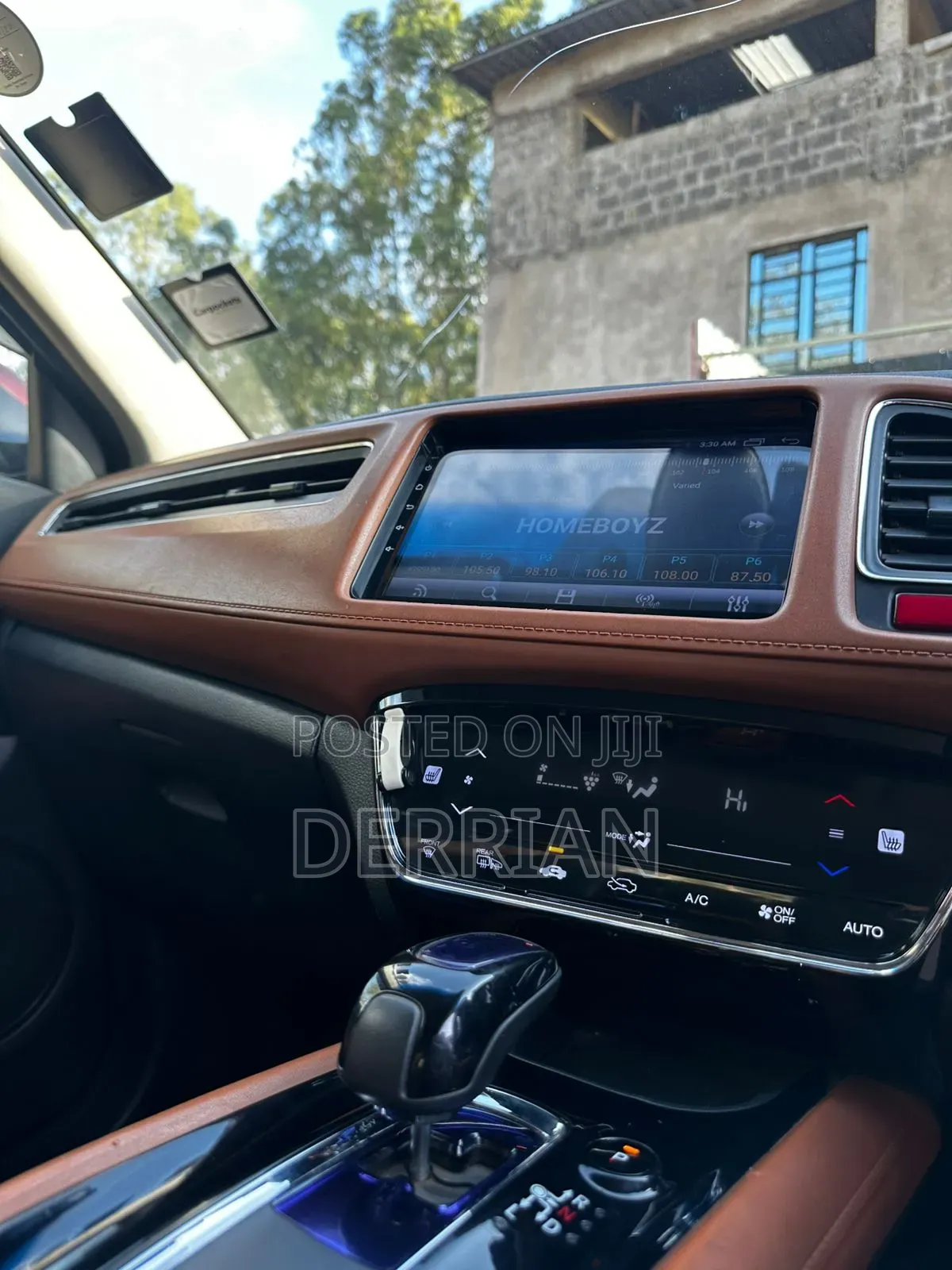 Honda Vezel 2016 Maroon