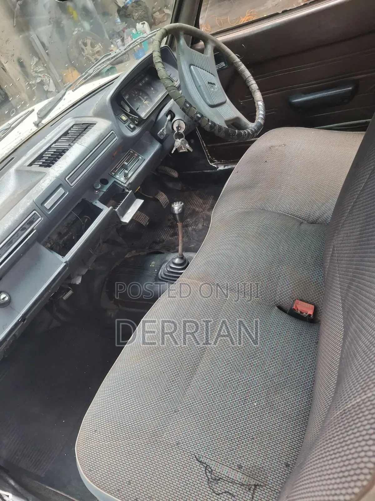 Peugeot 504 1997 White