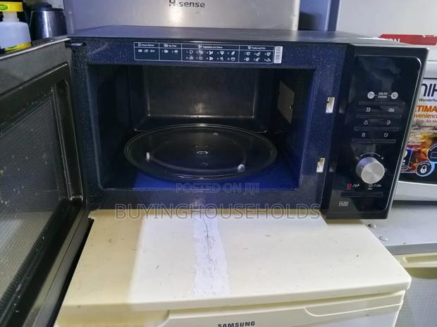Samsung 30l Microwave With Grill,Used - thumbnail 4