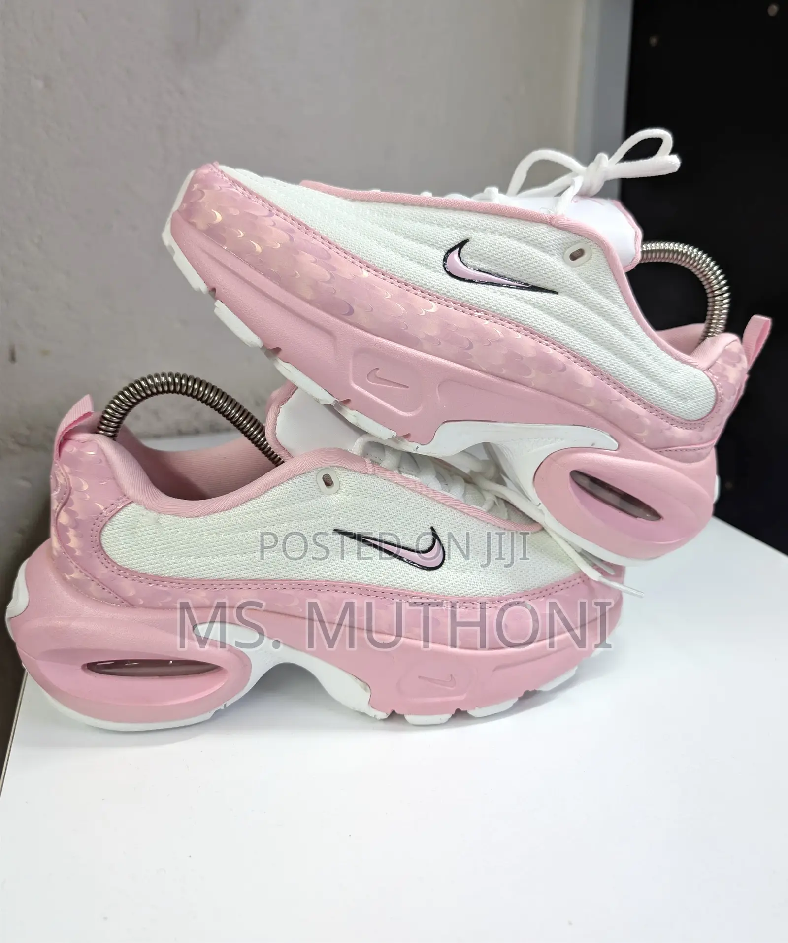 Ladies Nike Air Max Portal in a Pink and White