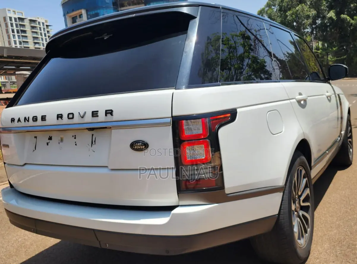 Land Rover Range Rover Vogue 2013 White