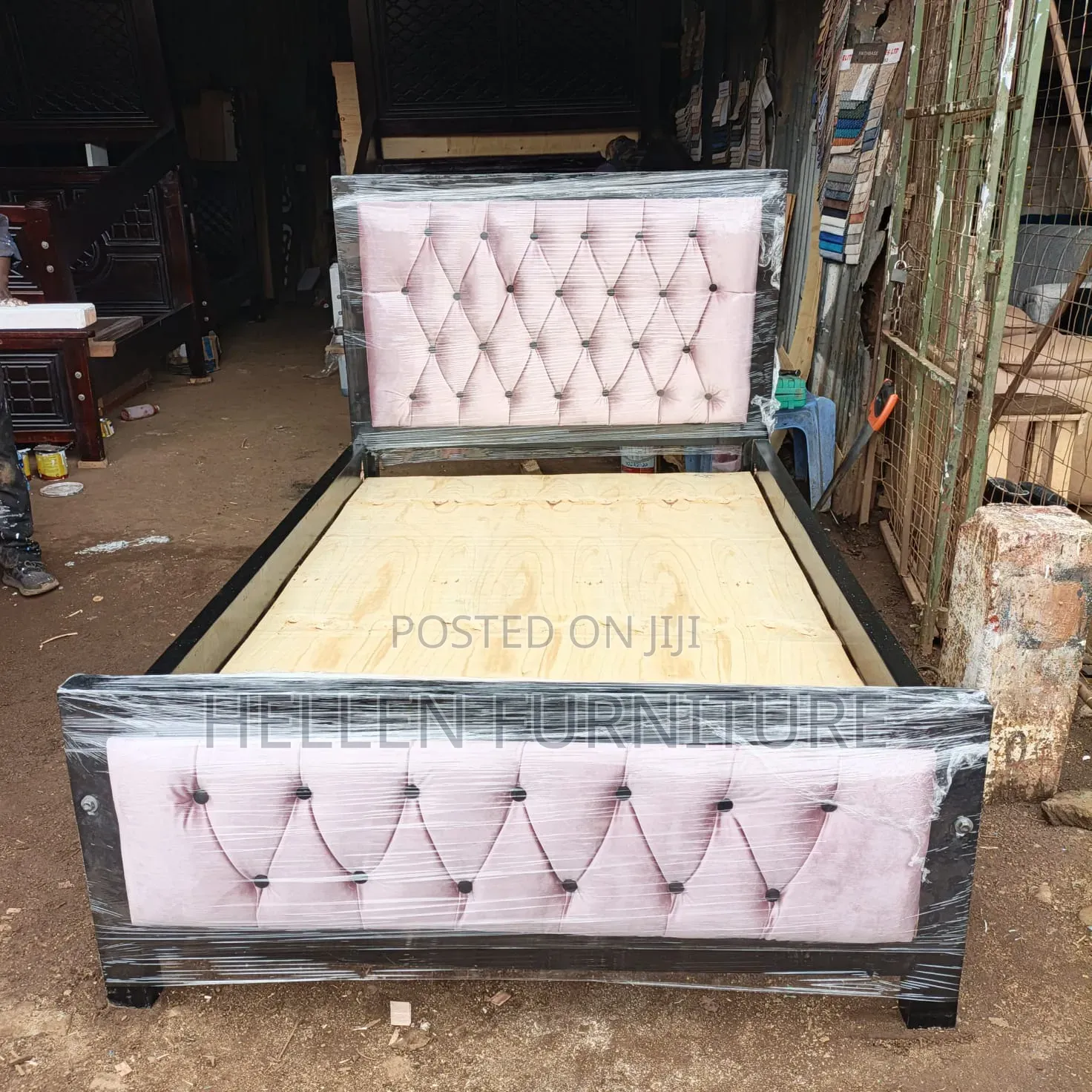 We Have Pink in Colour Mocket Bed 4by6