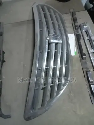 Crown GRS 180 Grill Loyal 2010