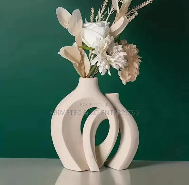 2 in 1 Decorative Doughnut Vase