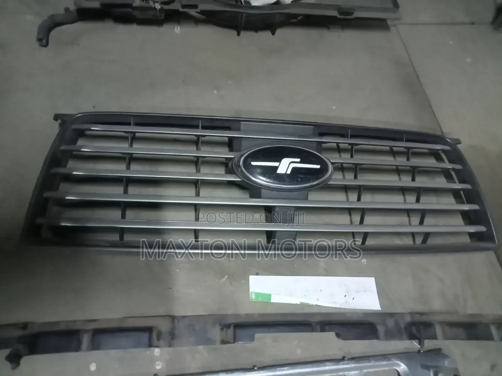 Forester Sg9 Grille With Branded Emblem