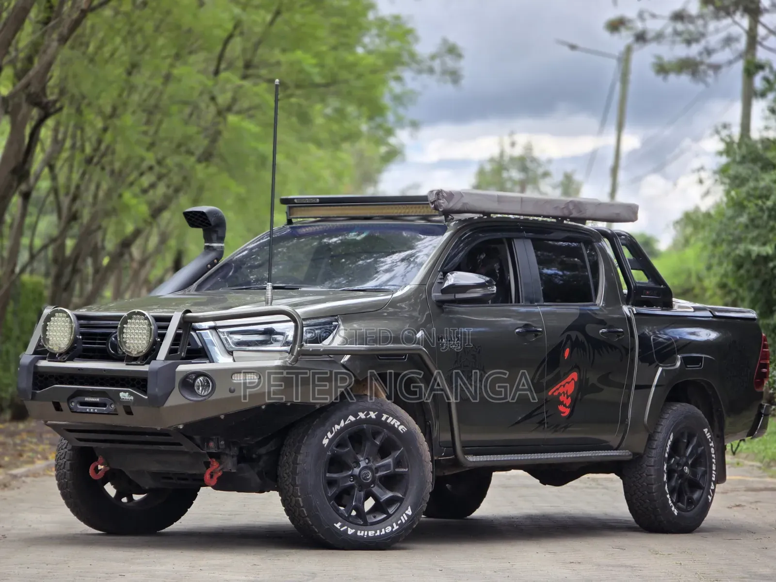 Toyota Hilux Revo Double Cab Deisel 2.8 AWD 2020 Gray