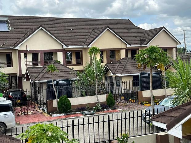 3bdrm Maisonette in Kamulu, Ruai for sale