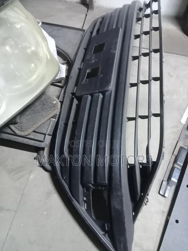Bumper Grille Fielder 165