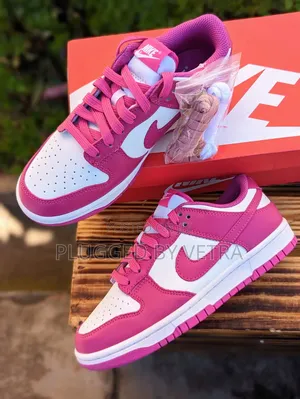 Nike Sb Dunks,Baby Pink.