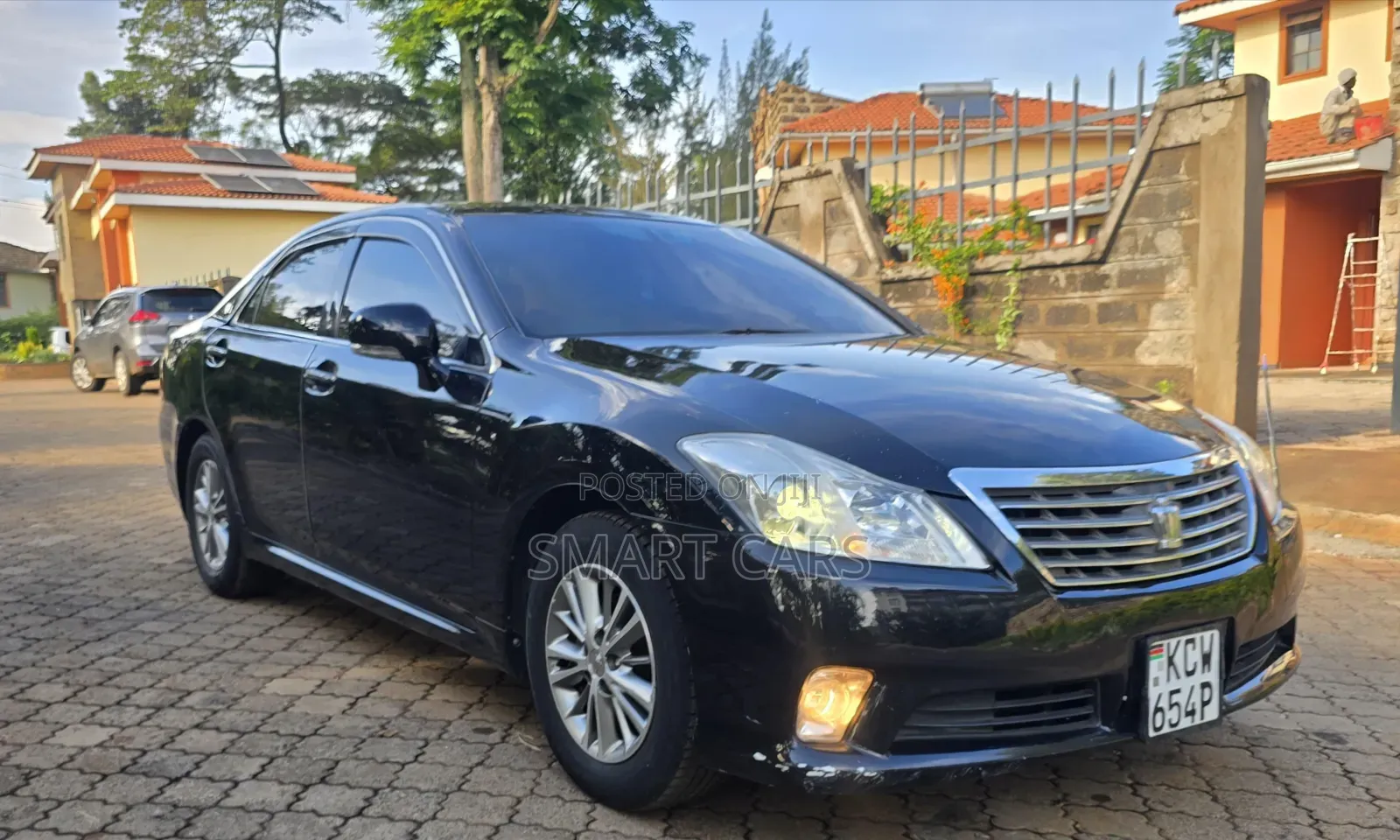 Toyota Crown 2012 Black