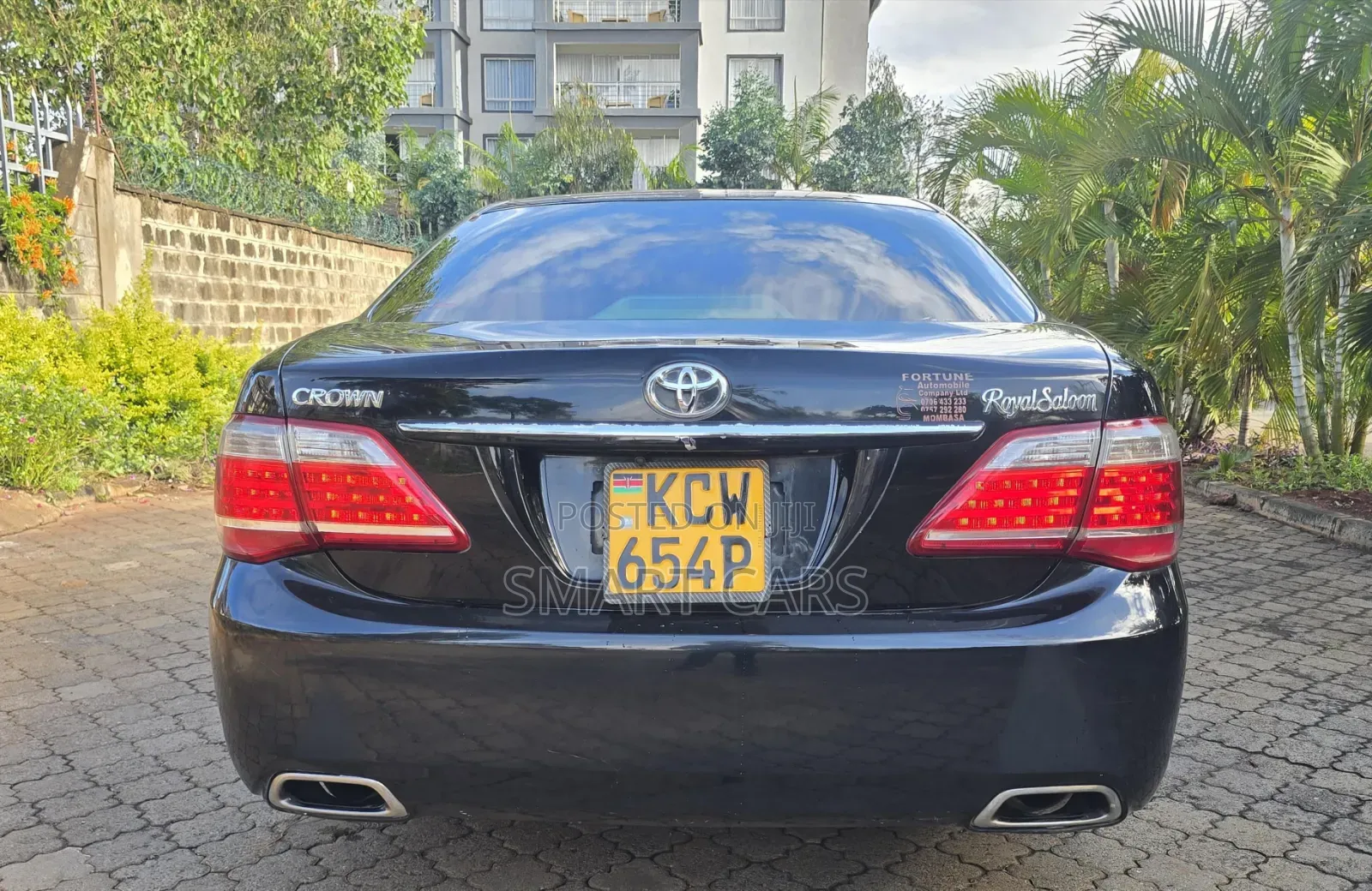 Toyota Crown 2012 Black