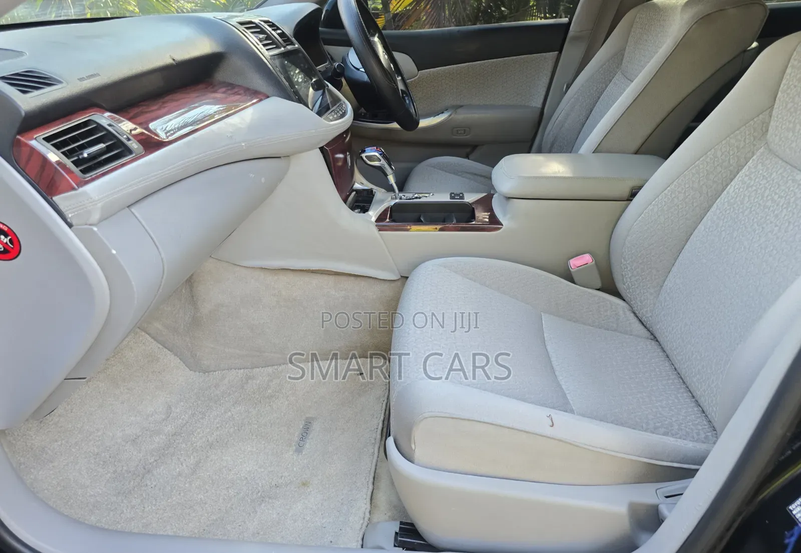 Toyota Crown 2012 Black