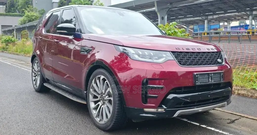 Land Rover Discovery 2017 Red