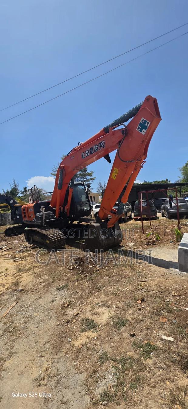 Hitachi for Sale - thumbnail 4