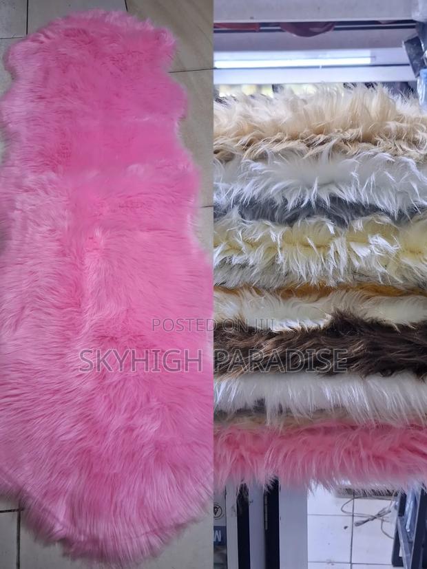 Luxury Super Soft Chiwawa Bedside Mats .