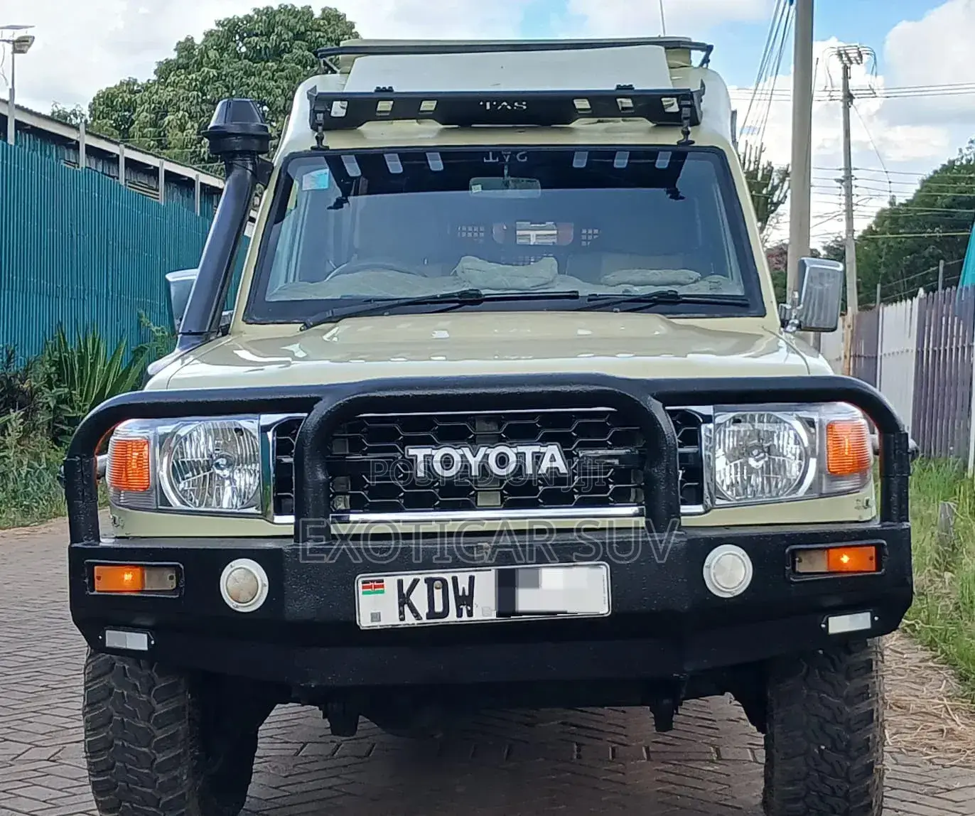 Toyota Land Cruiser 2013 Beige