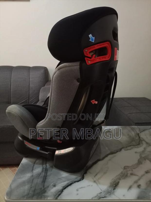 Baby Car Seat - thumbnail 4