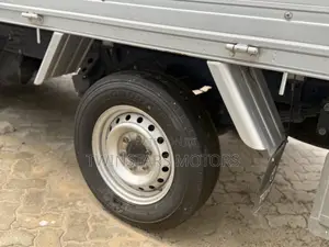 Toyota TownAce 2018 Silver