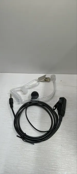 High Quality Smartphone Earphones – Clear Sound Deep Bass