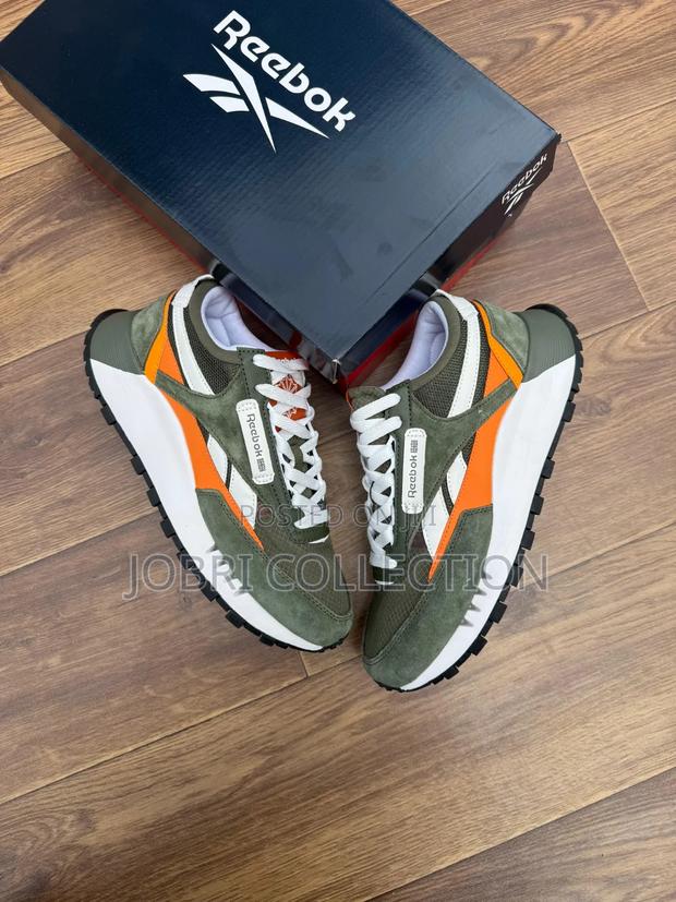 Green Reebok Classic Sneakers - thumbnail 2