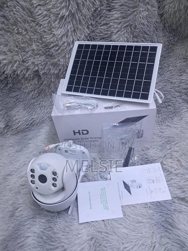 Wireless Solar-Powered PTZ CCTV Camera With 360° View