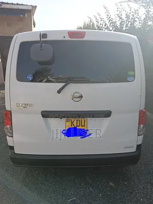 Nissan NV200 2018 White