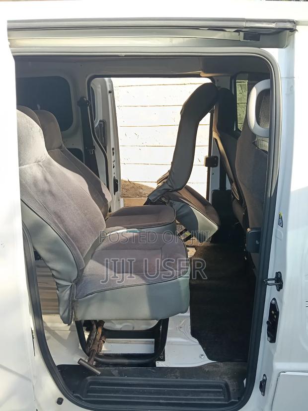 Nissan NV200 2018 White - thumbnail 7