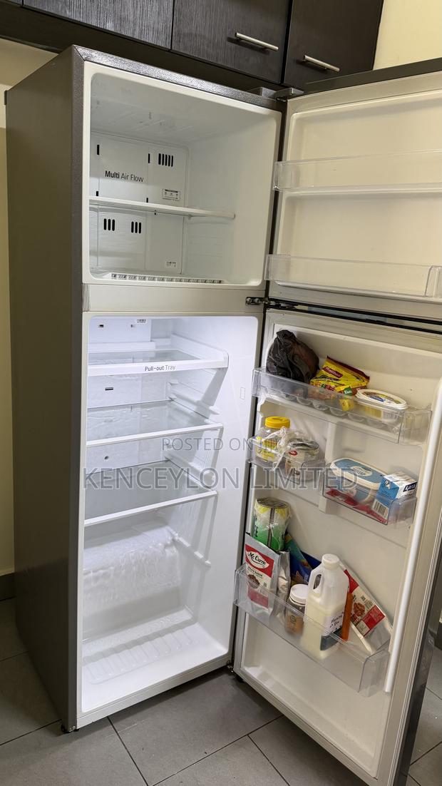 Refrigerator - thumbnail 2