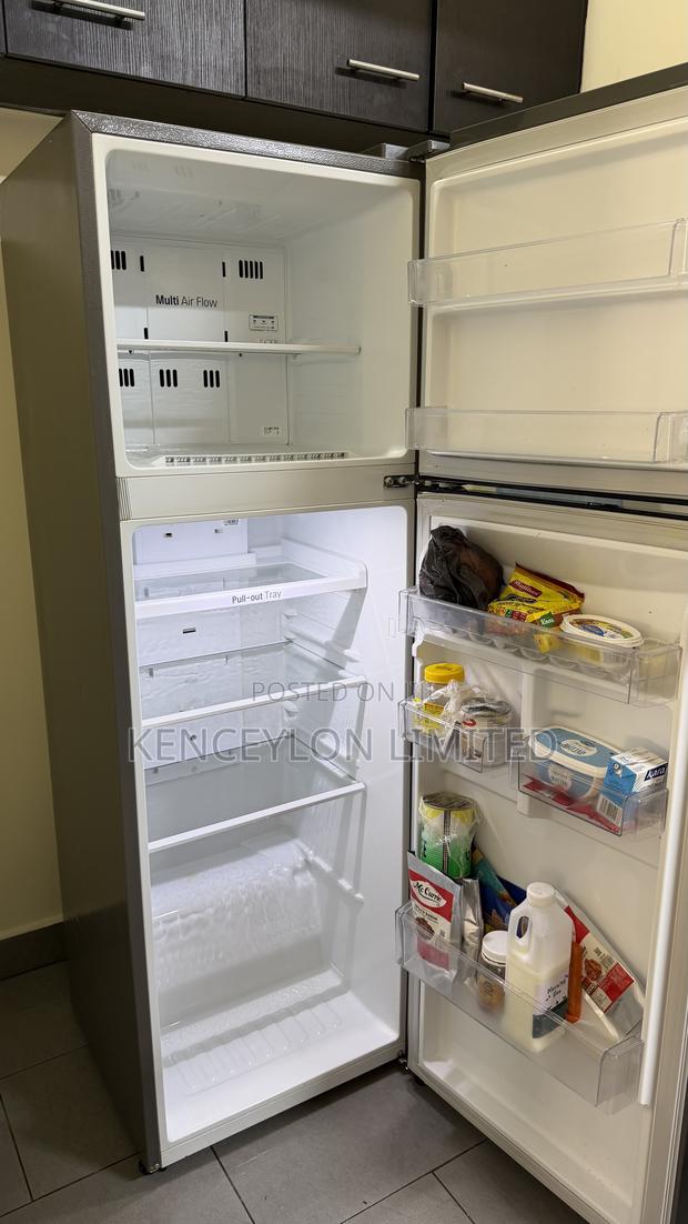 Refrigerator - thumbnail 4