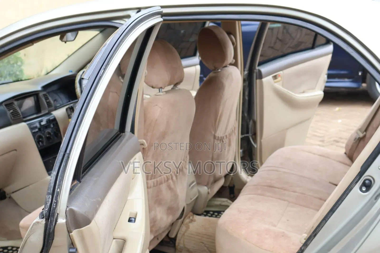 Toyota Corolla 2004 Silver