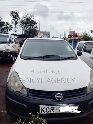 Nissan Advan 2011 White