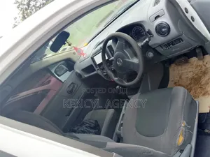 Nissan Advan 2011 White