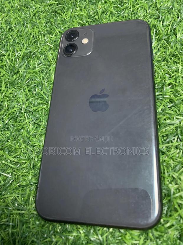 Apple iPhone 11 64 GB Black