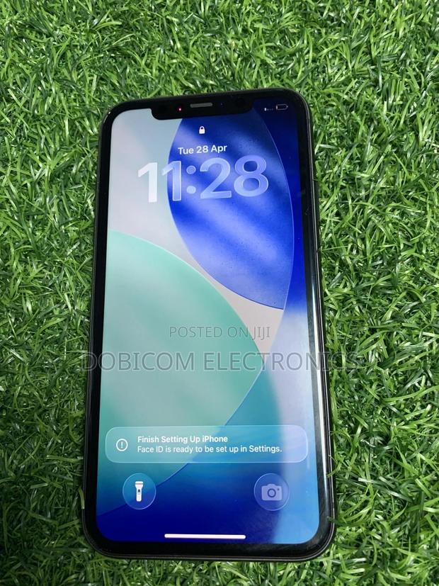 Apple iPhone 11 64 GB Black - thumbnail 3