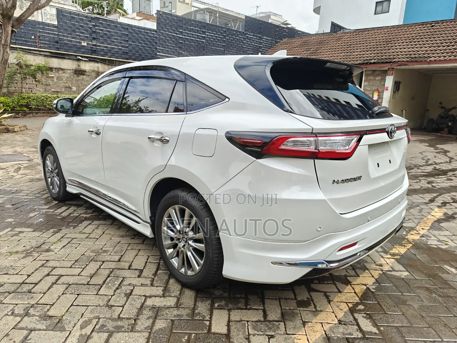 Toyota Harrier Progress 2019 White