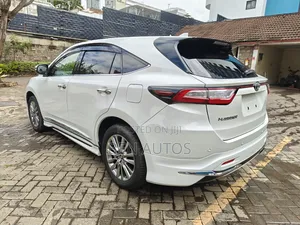 Toyota Harrier Progress 2019 White