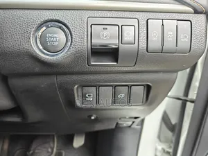 Toyota Harrier Progress 2019 White
