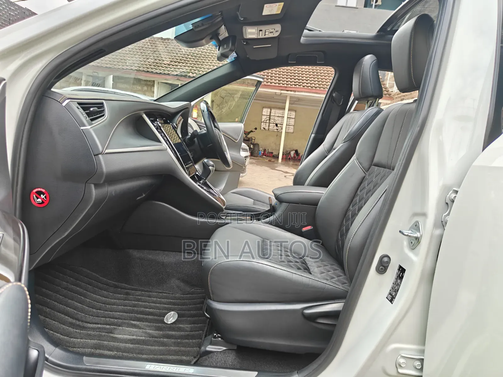 Toyota Harrier Progress 2019 White