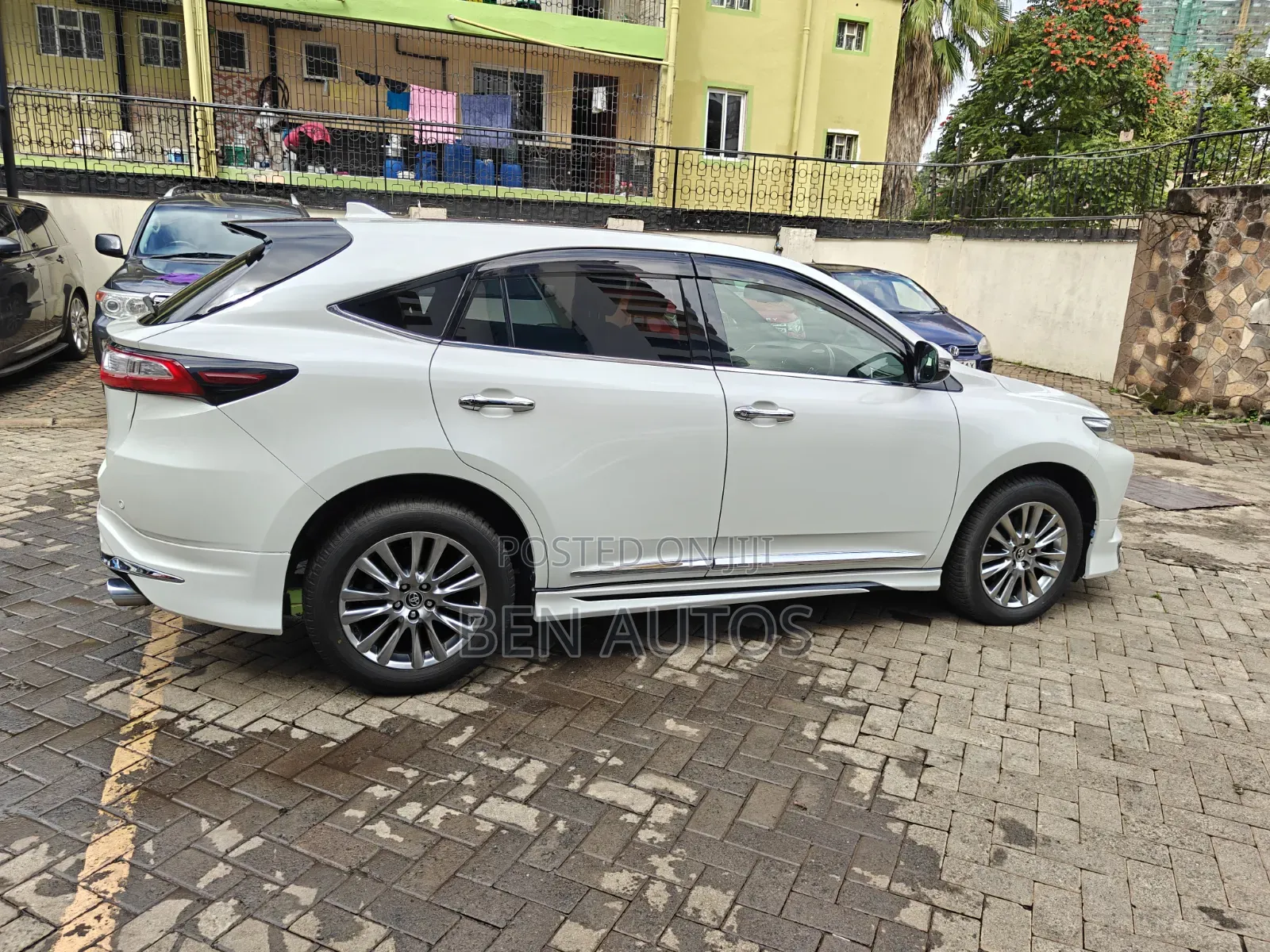 Toyota Harrier Progress 2019 White