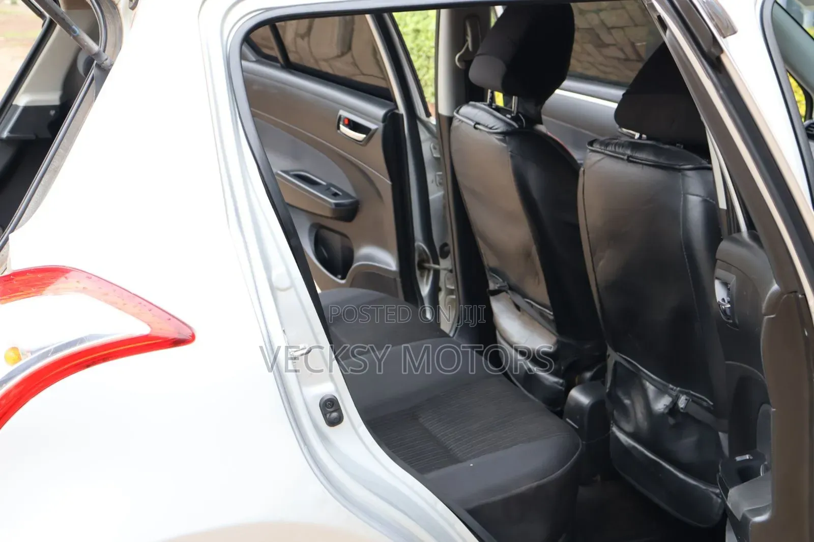 Suzuki Swift 2014 Silver