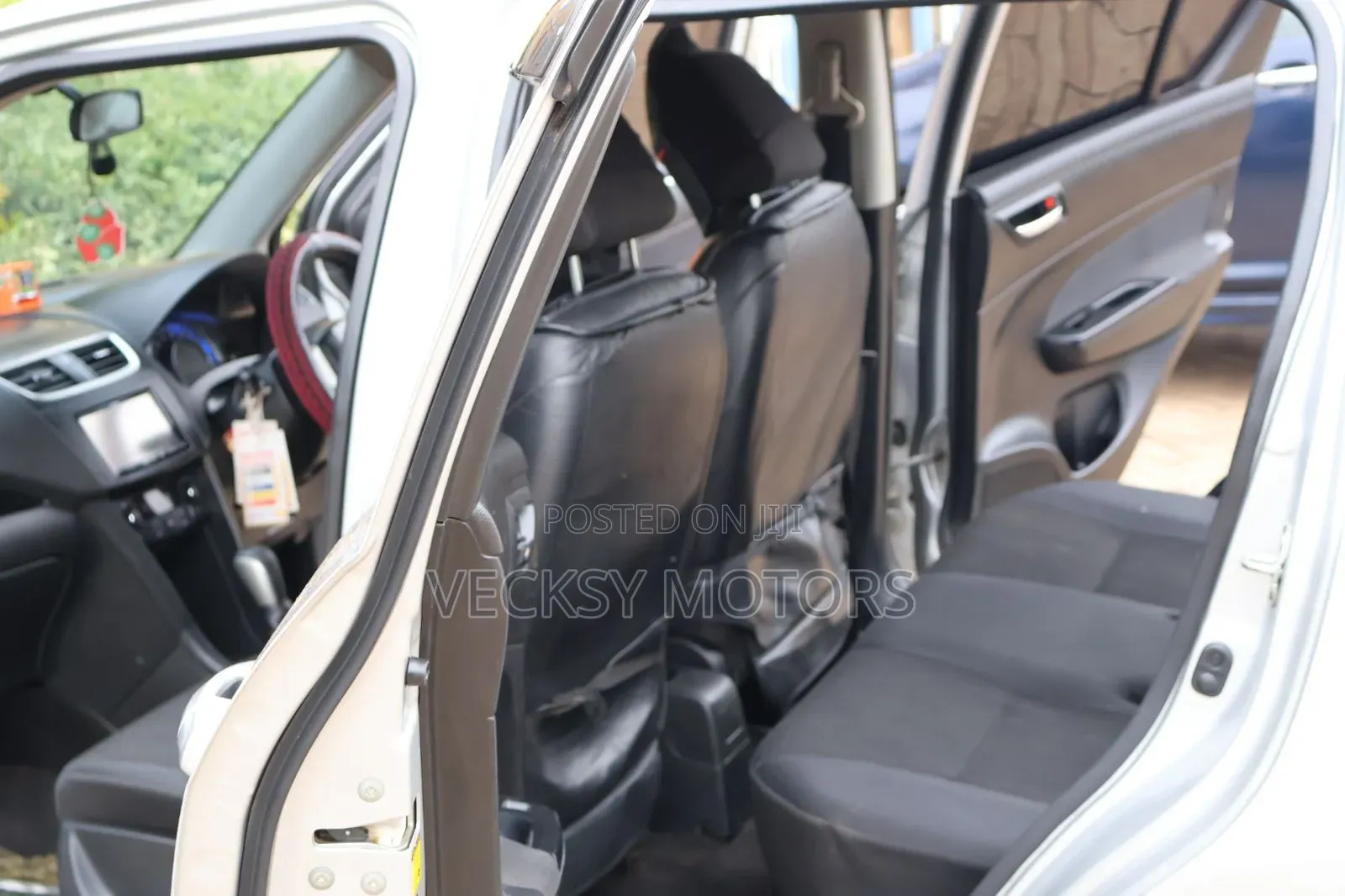 Suzuki Swift 2014 Silver