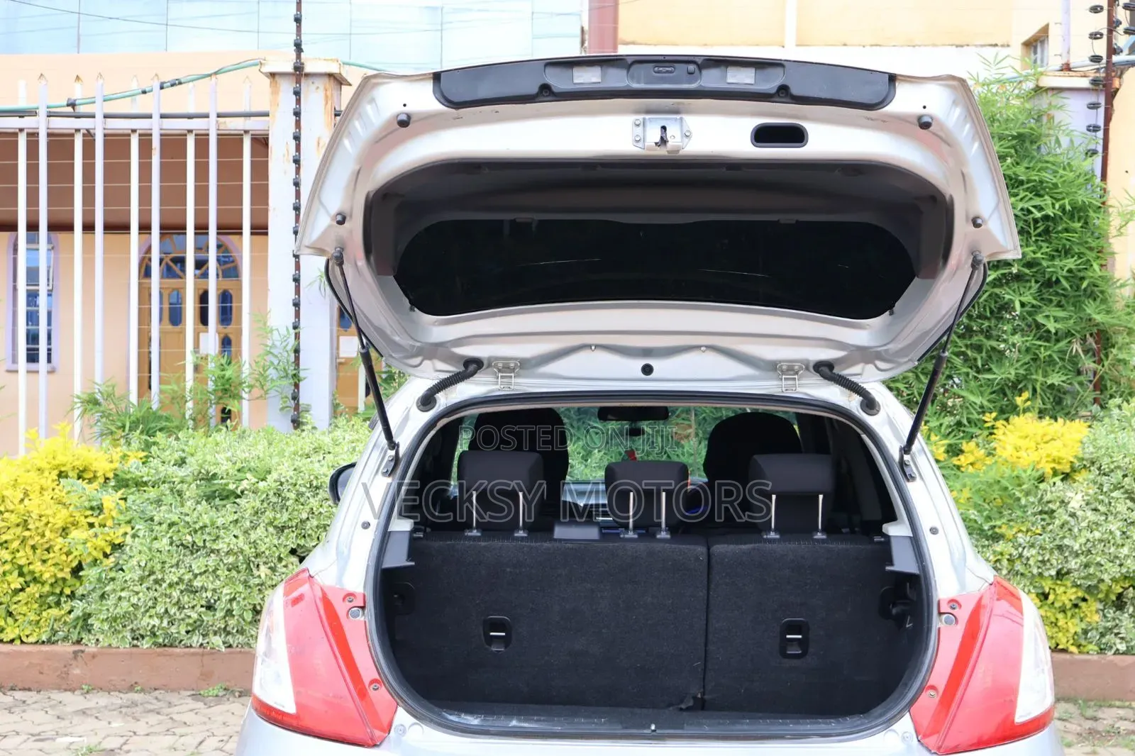 Suzuki Swift 2014 Silver