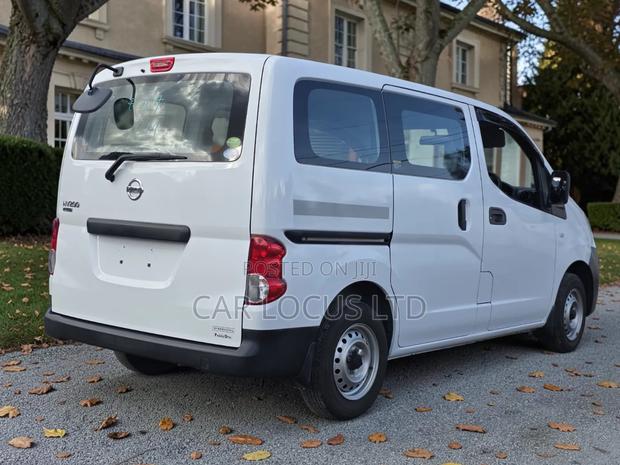 Nissan NV200 2019 White - thumbnail 3