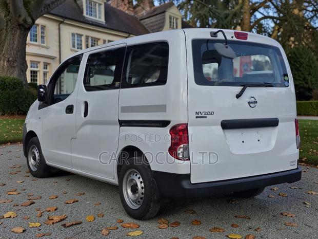 Nissan NV200 2019 White - thumbnail 8