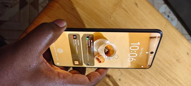 Vivo V60 512 GB Gray - thumbnail 4