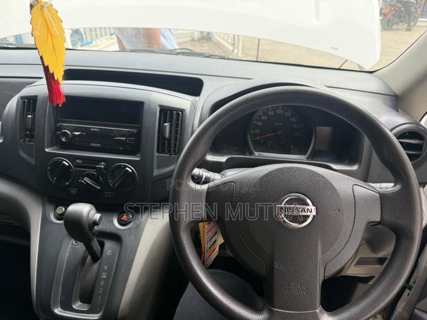 Nissan NV200 2016 White - thumbnail 7