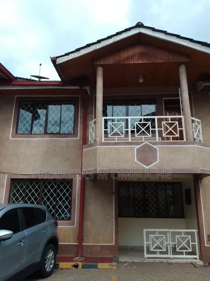 4bdrm Townhouse / Terrace in Kileleshwa for rent
