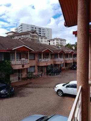 4bdrm Townhouse / Terrace in Kileleshwa for rent