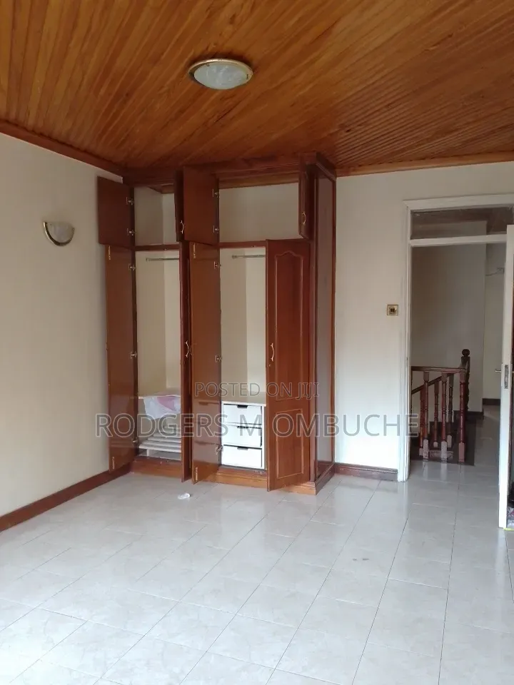 4bdrm Townhouse / Terrace in Kileleshwa for rent